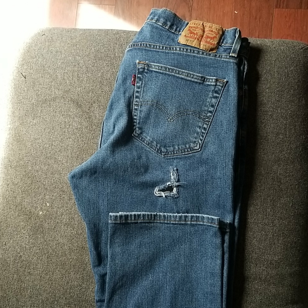 Levi jeans